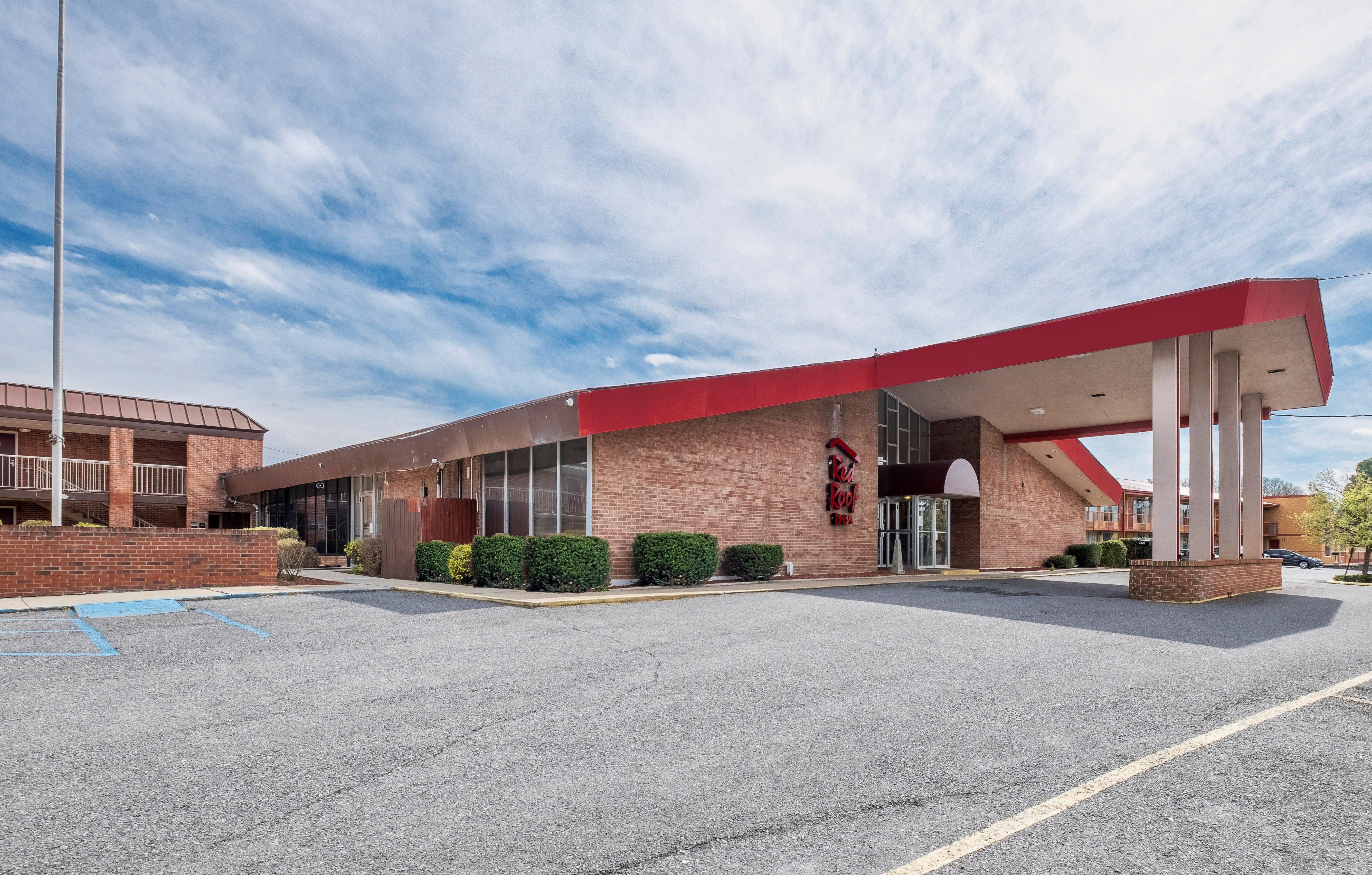Red Roof Inn Marion, Va Exteriör bild